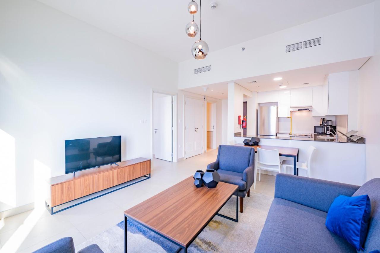 Expo Village Serviced Apartments ดูไบ ภายนอก รูปภาพ