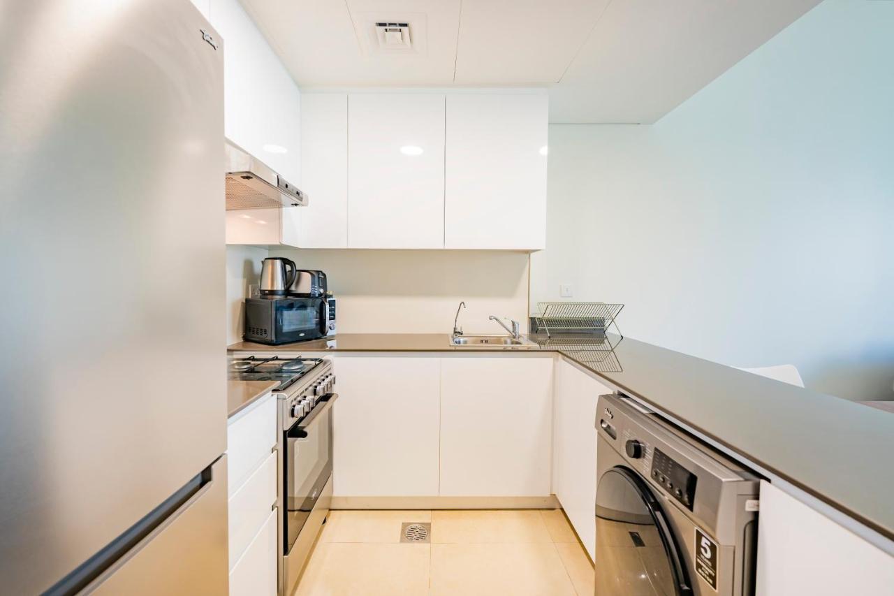 Expo Village Serviced Apartments ดูไบ ภายนอก รูปภาพ