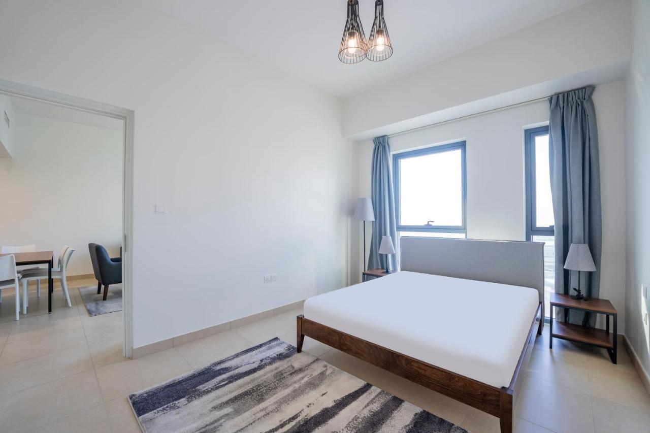 Expo Village Serviced Apartments ดูไบ ภายนอก รูปภาพ