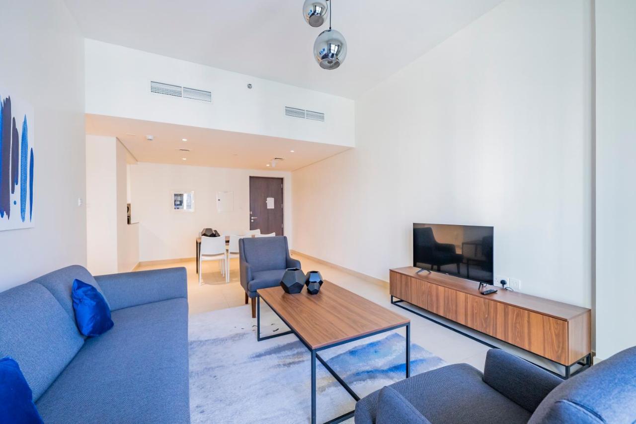 Expo Village Serviced Apartments ดูไบ ภายนอก รูปภาพ