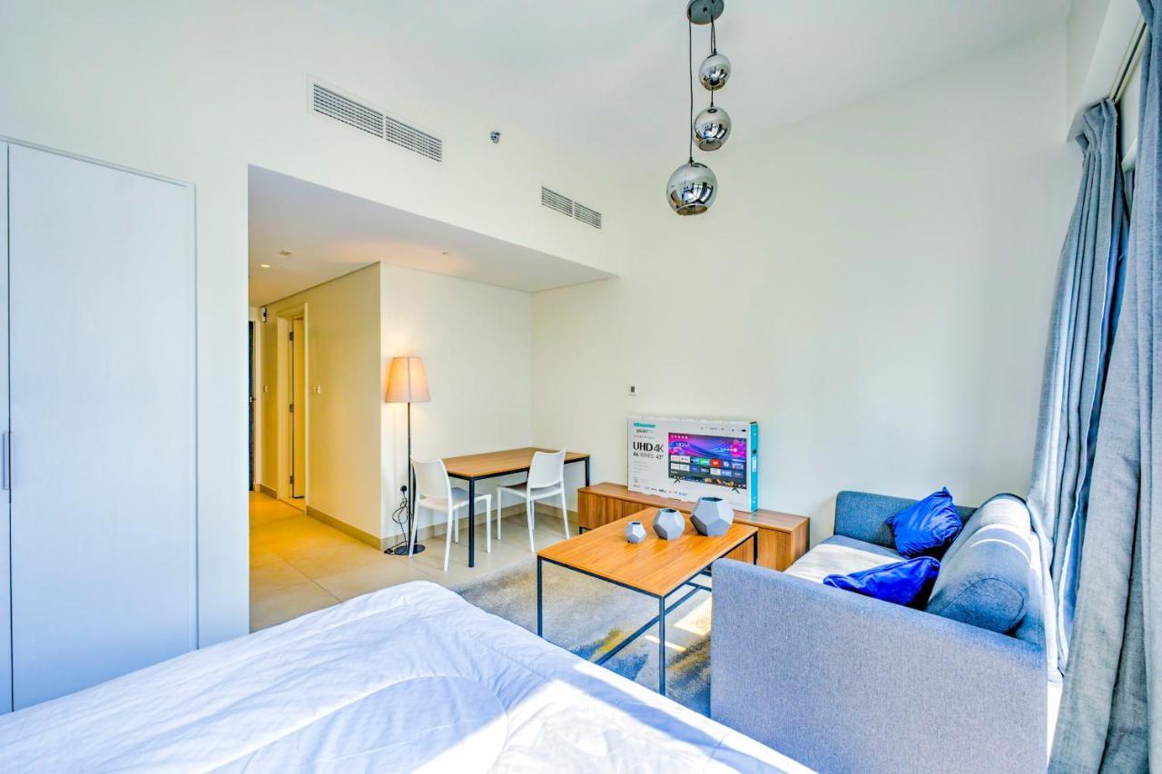 Expo Village Serviced Apartments ดูไบ ภายนอก รูปภาพ
