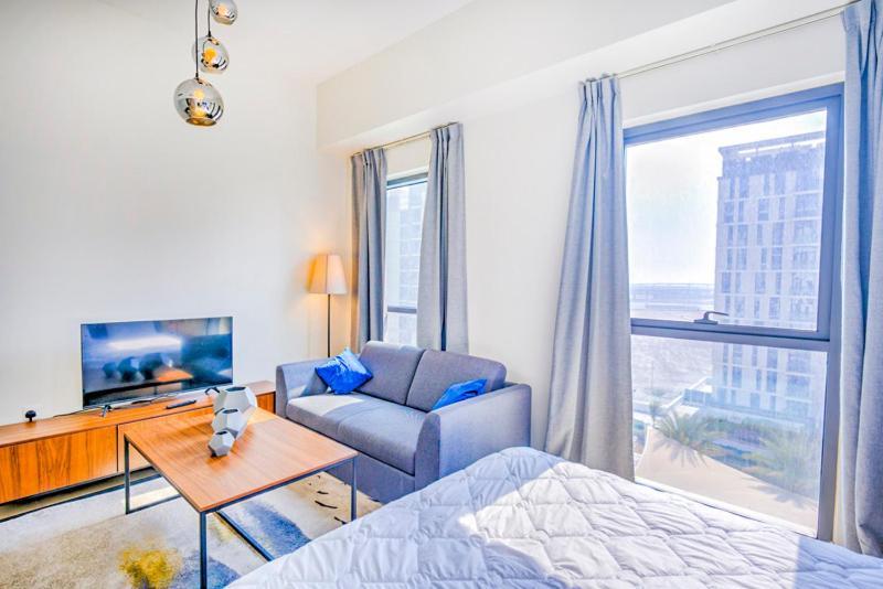 Expo Village Serviced Apartments ดูไบ ภายนอก รูปภาพ